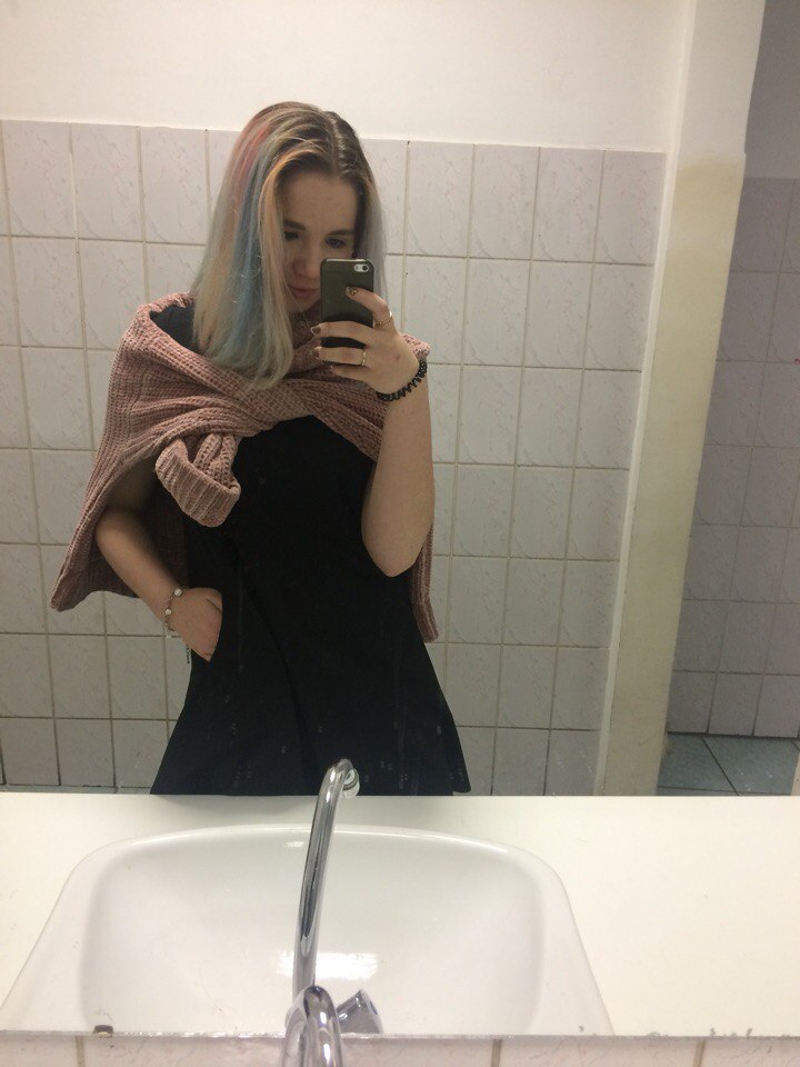 DNKDVSQZCzk.jpg