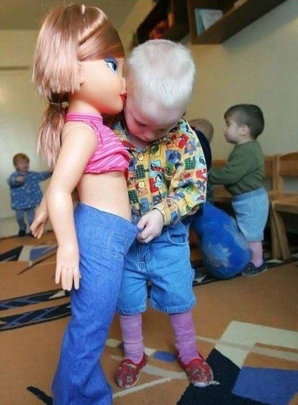 aYkd8roJft0.jpg
